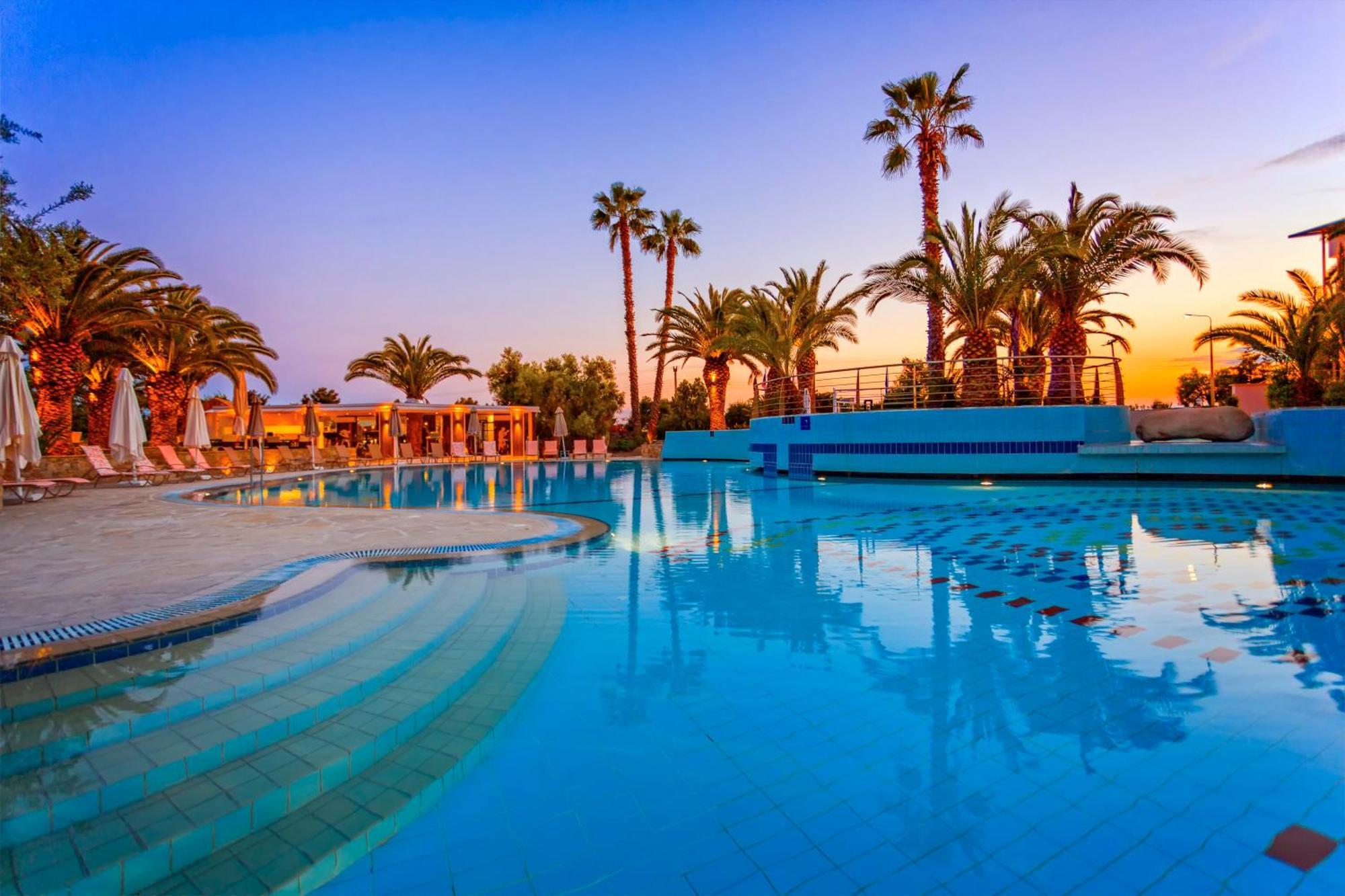 Lagomandra Hotel And Spa Exterior foto